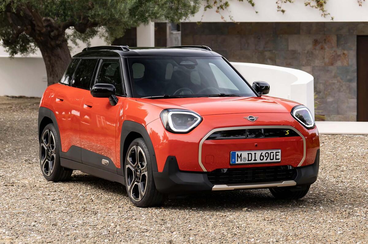 Mini Aceman front three quarter lead Mini Aceman front three quarter lead