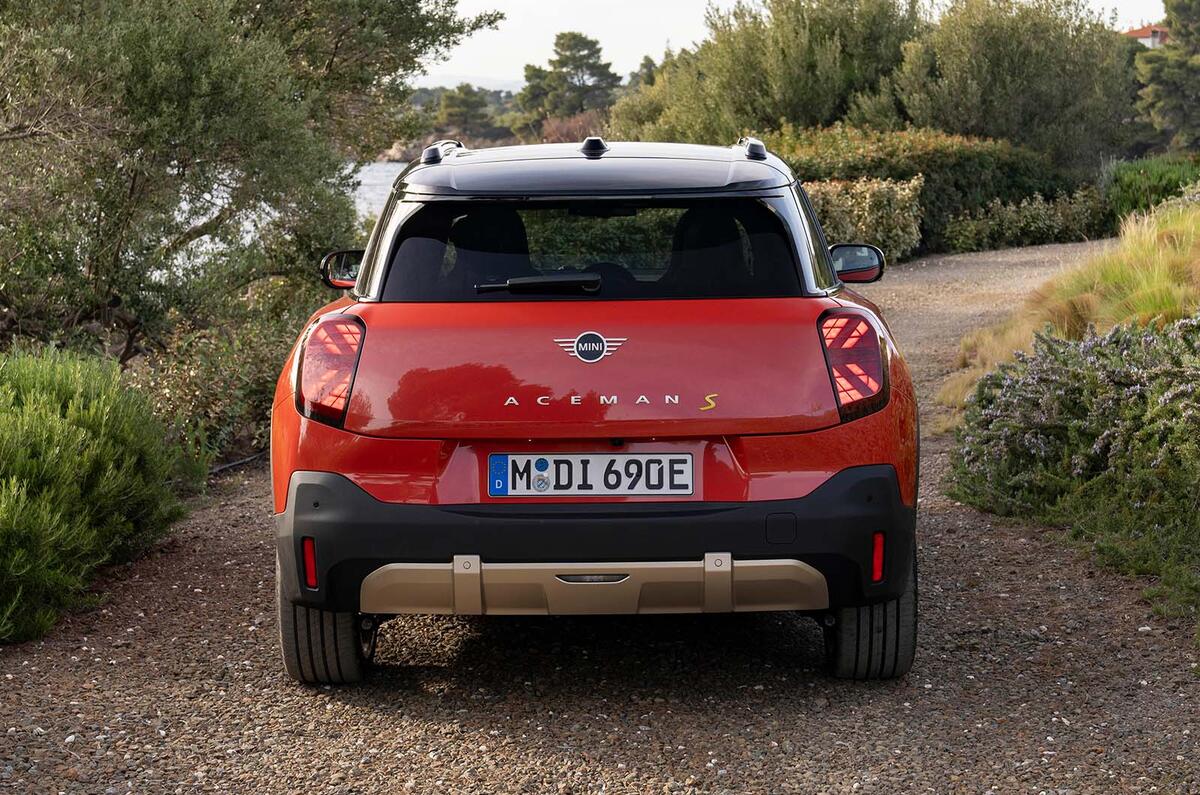 Mini Aceman rear Mini Aceman rear