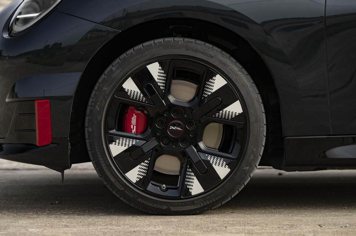 Mini Cooper Electric John Cooper Works   wheel Mini Cooper Electric John Cooper Works   wheel