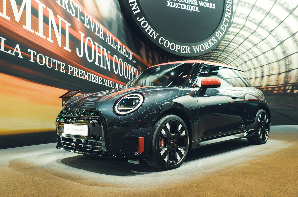 Mini Cooper EV John Cooper Works   front Mini Cooper EV John Cooper Works   front