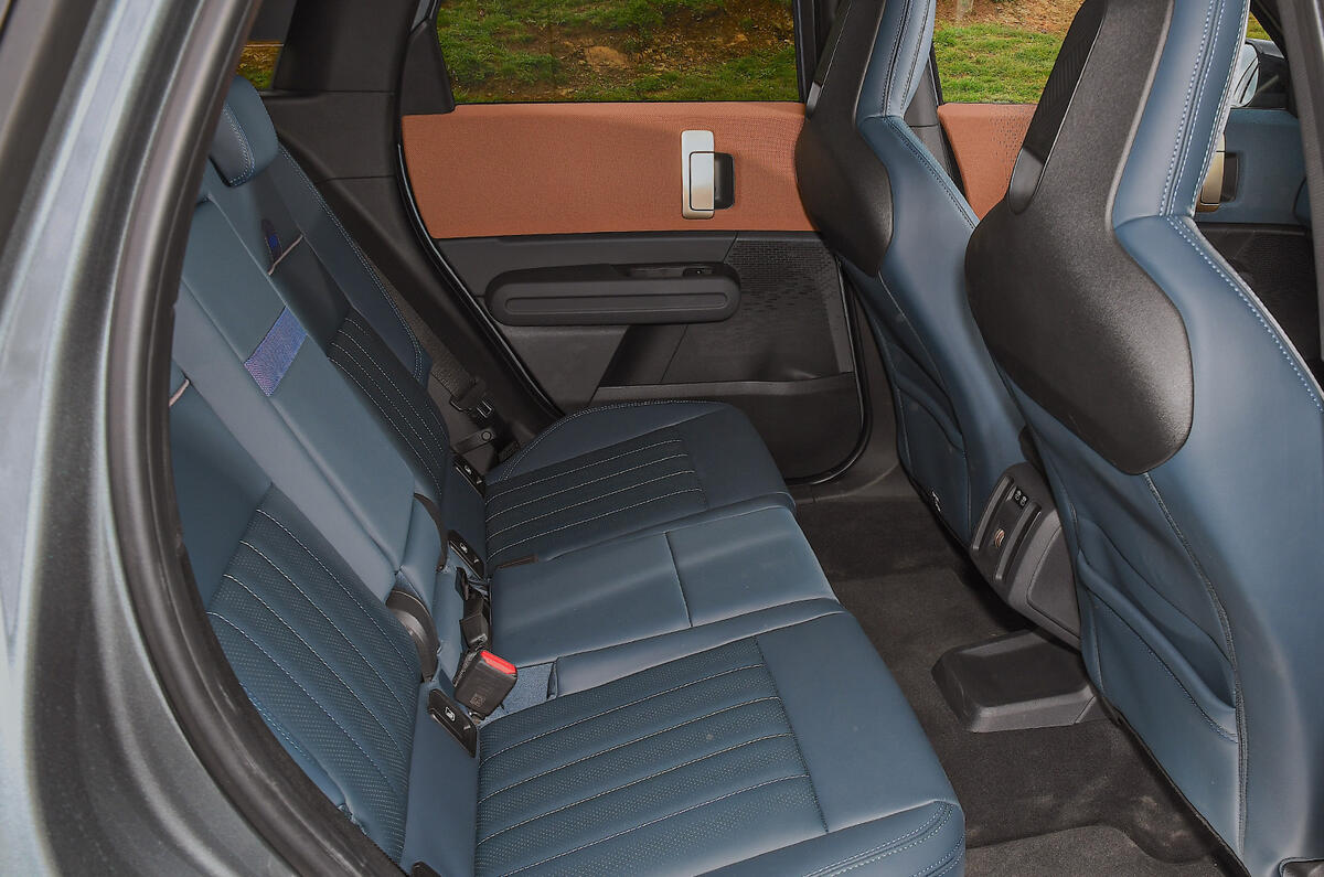 MINI Countryman rear seats MINI Countryman rear seats