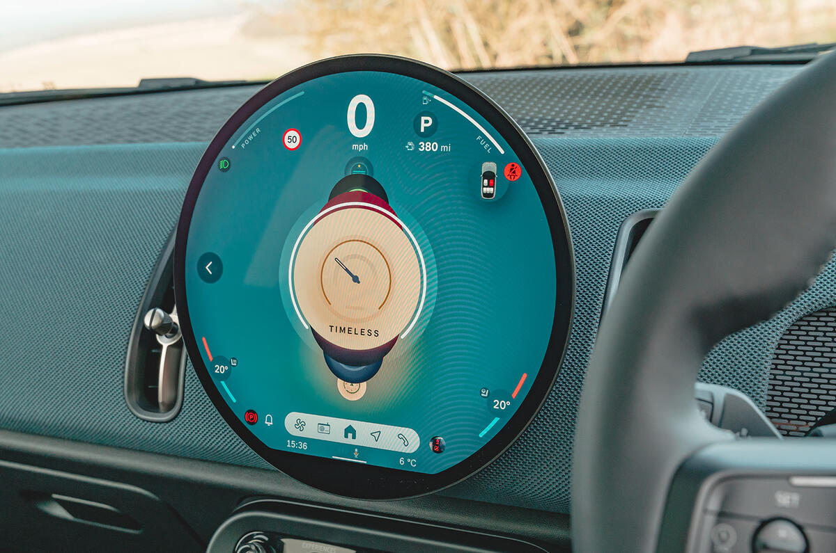 MINI Countryman infotainment screen MINI Countryman infotainment screen