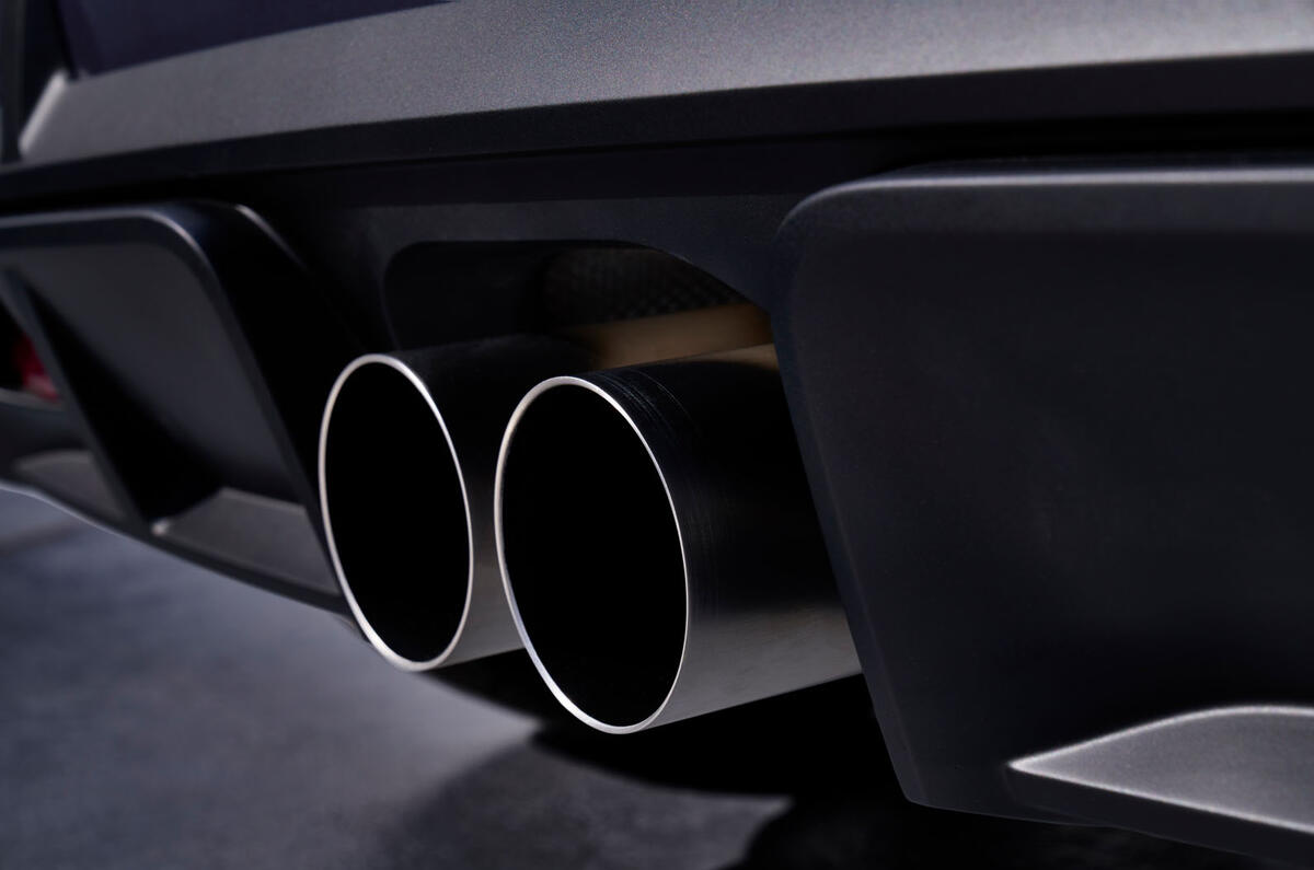 Mini John Cooper Works GP 2020 teaser - dual exhaust