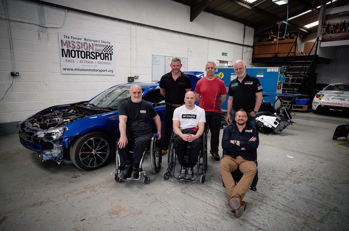 Mission motorsport lead