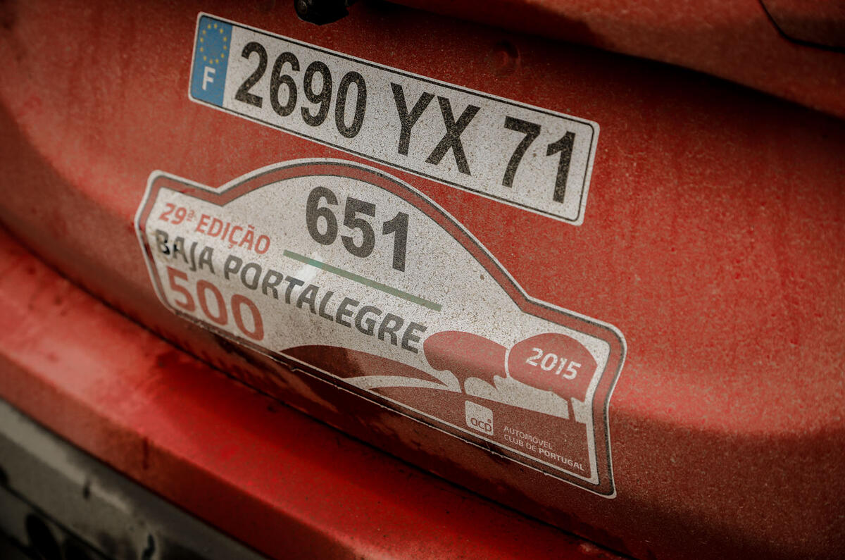 Mitsubishi Outlander PHEV detail