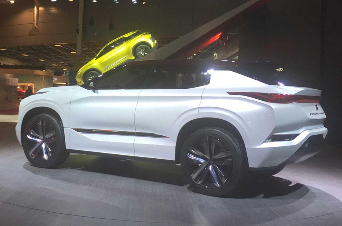 Mitsubishi GT PHEV concept