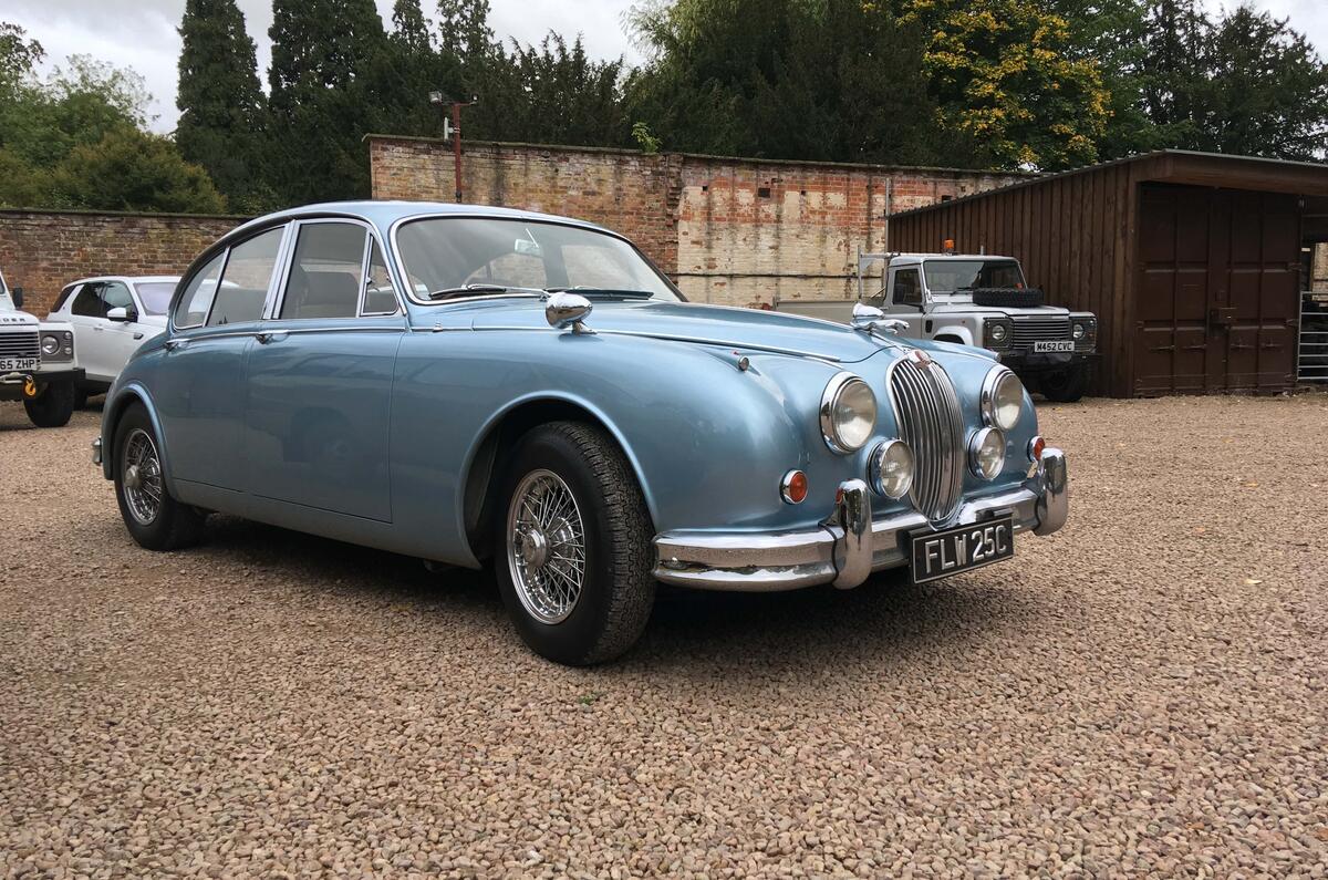 1965 Jaguar Mk II 3.8 1965 Jaguar Mk II 3.8
