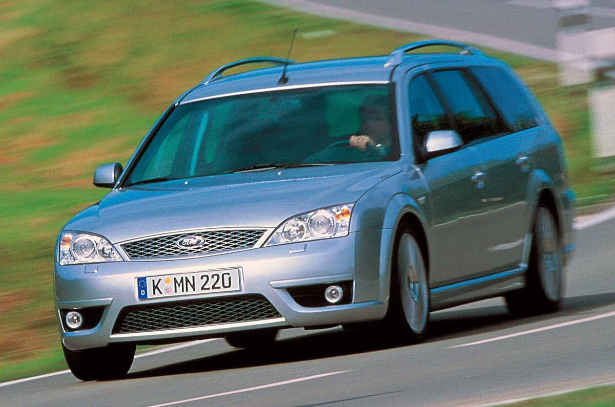 Ford Mondeo ST220