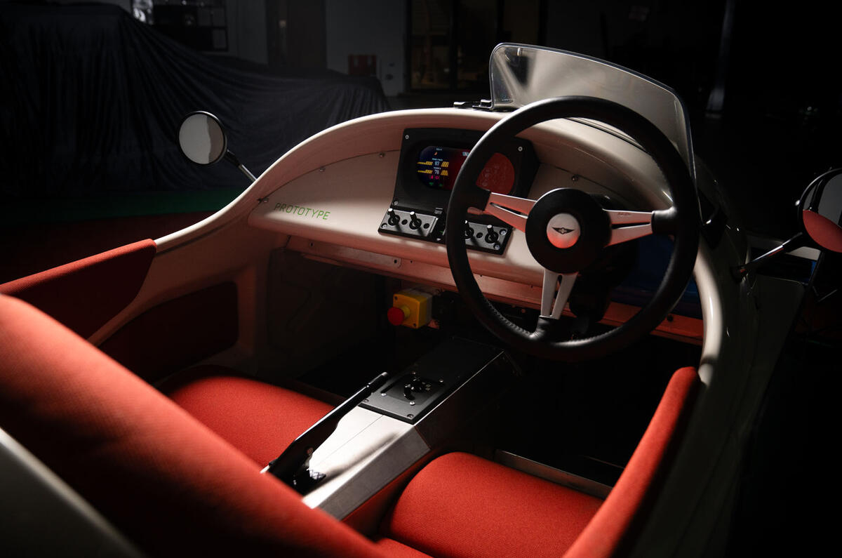 Morgan XP 1 interior Morgan XP 1 interior