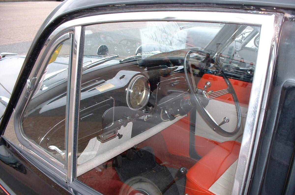 Morris Minor interior