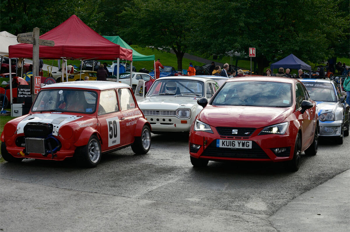 Hillclimbing in a Seat Ibiza Cupra 