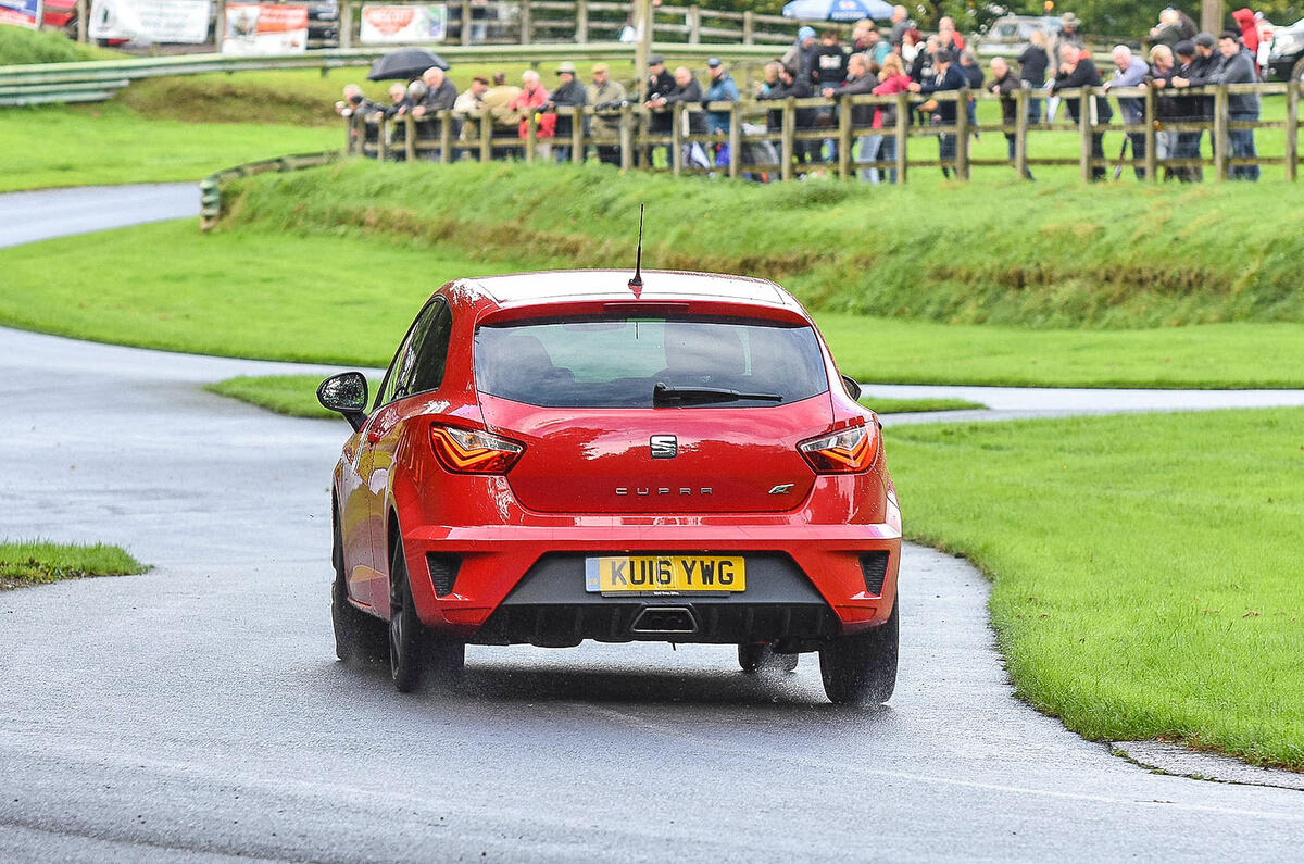 Hillclimbing in a Seat Ibiza Cupra 