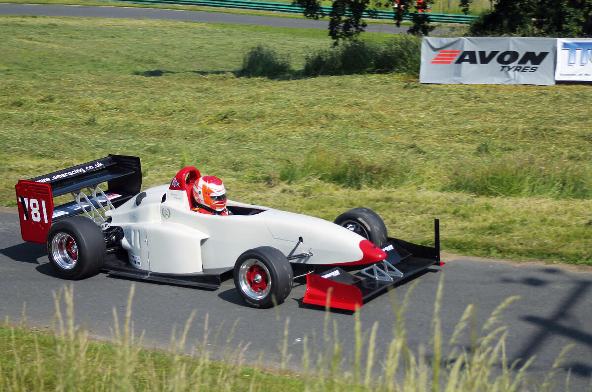 Hillclimbing in a Seat Ibiza Cupra 