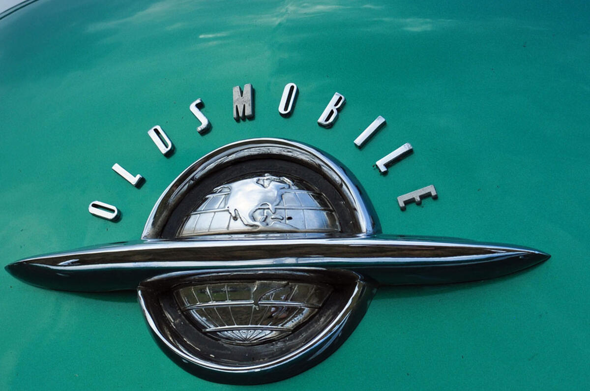 Oldsmobile badging