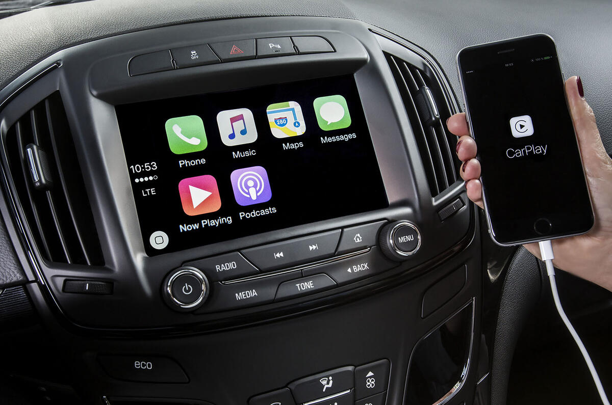 Apple CarPlay