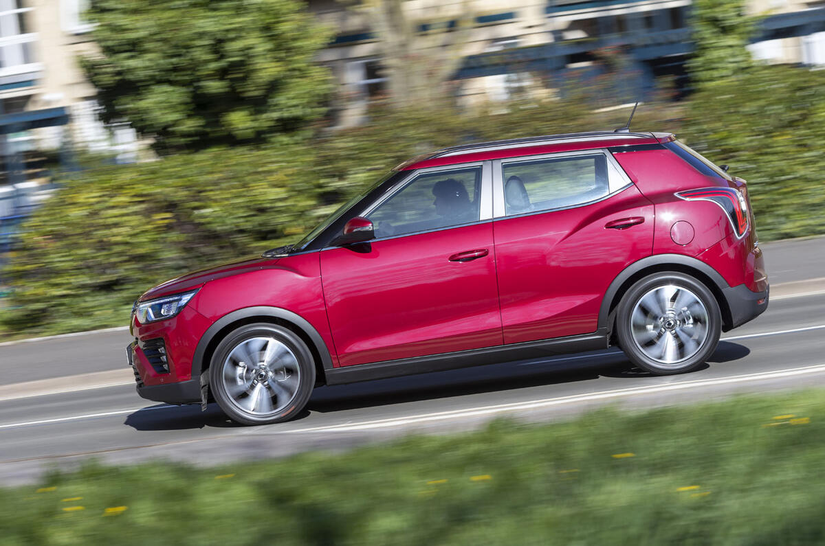 2020 Ssangyong Tivoli side 2020 Ssangyong Tivoli side