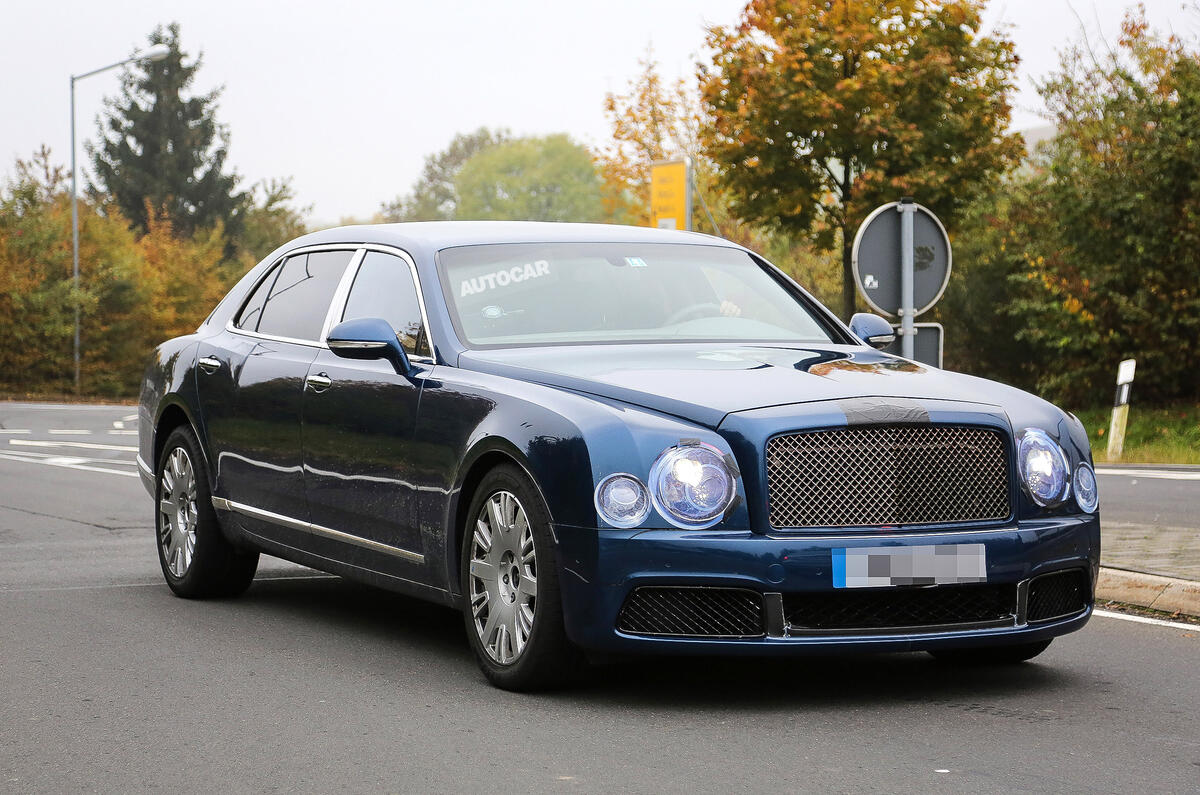 2016 Bentley Mulsanne spy photo
