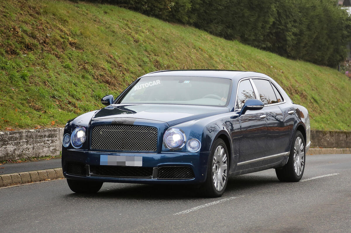 2016 Bentley Mulsanne spy photo