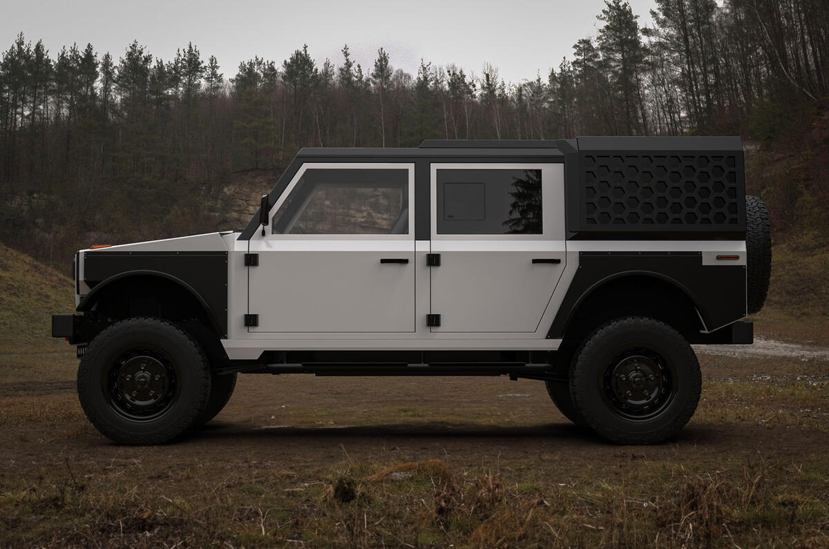 Munro Series M 2024 side Munro Series M 2024 side