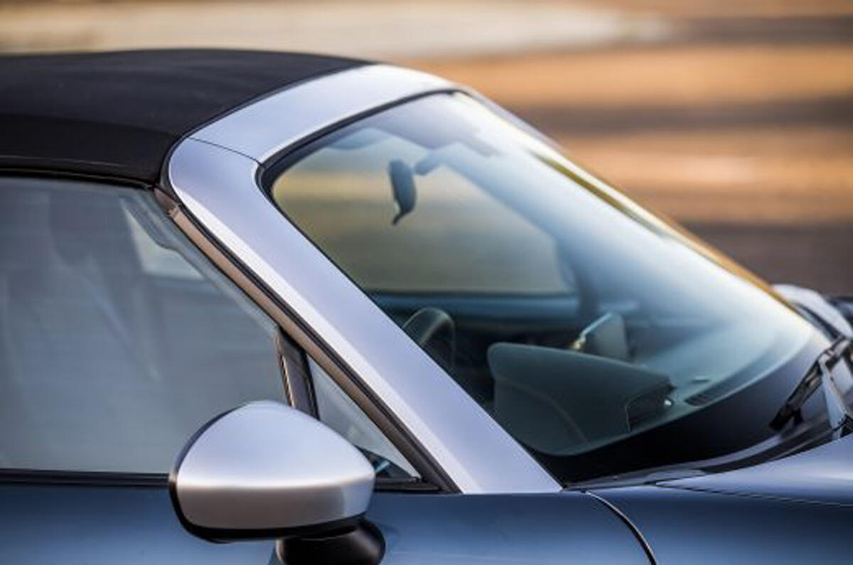 Mazda MX-5 Arctic Edition