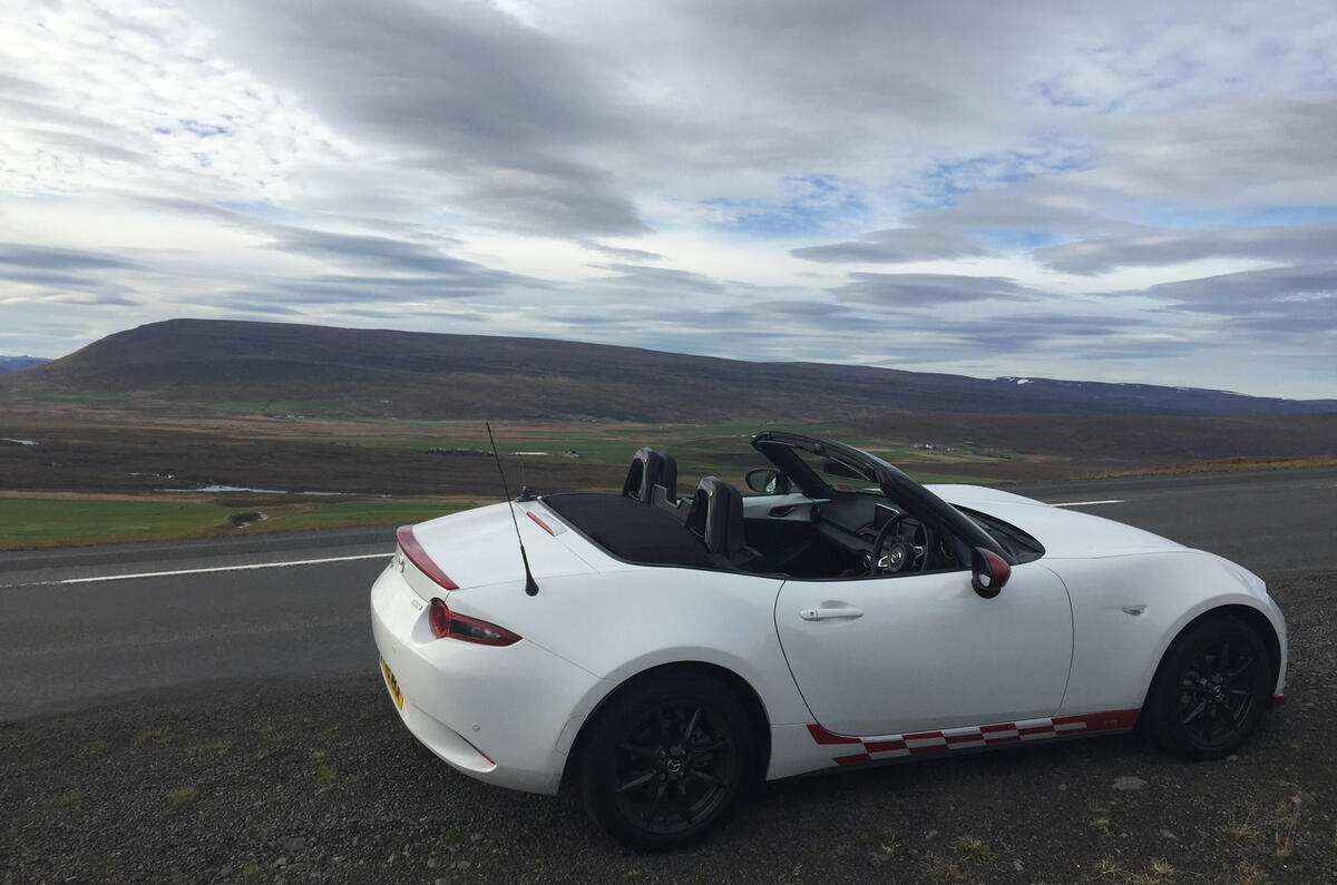 Mazda MX-5 Icon