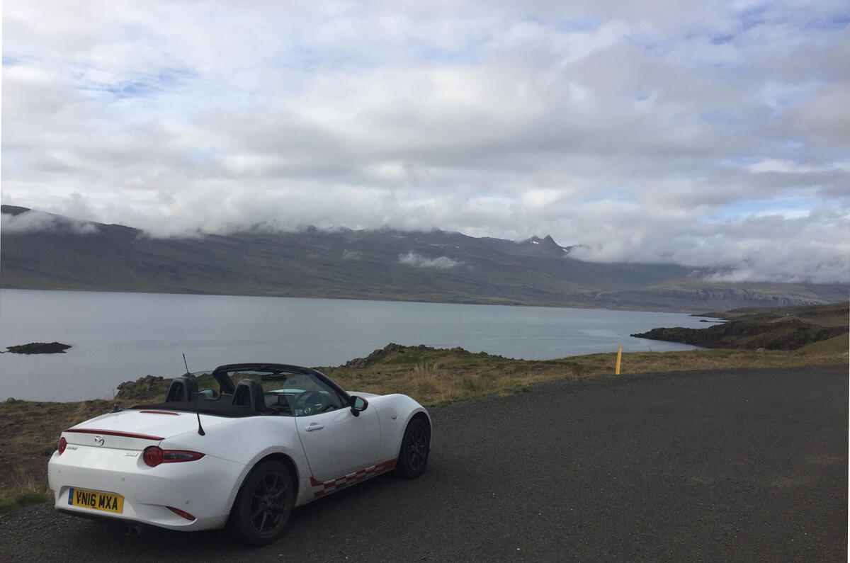 Mazda MX-5 Icon