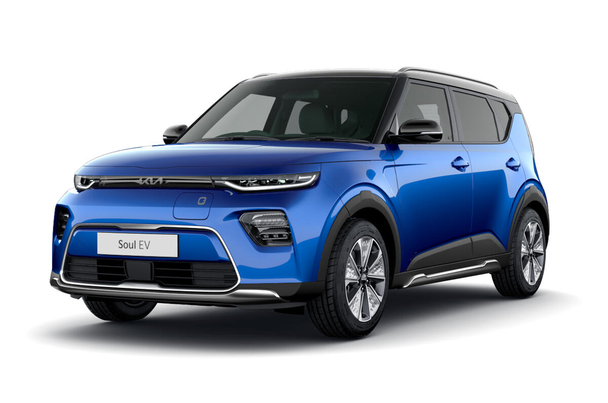 MY23 Kia Soul EV 'Explore'   neptune blue with black roof   1