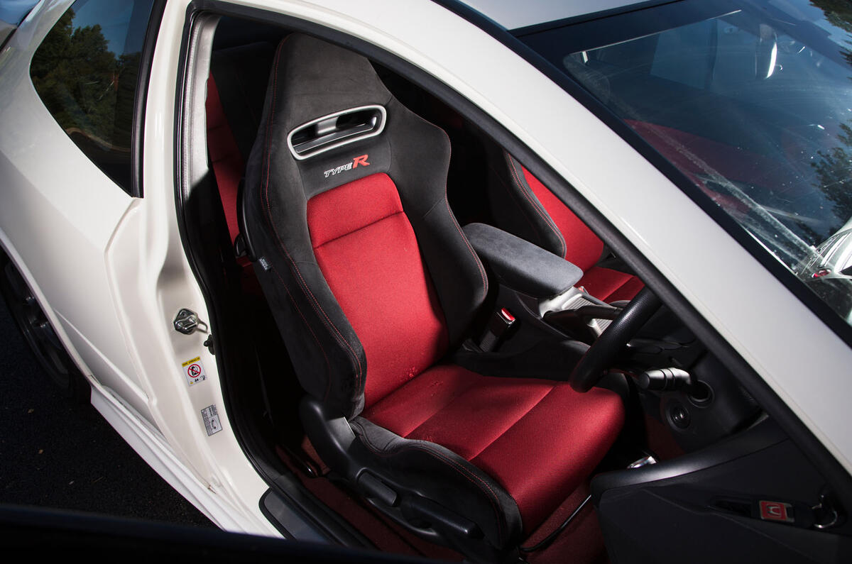 Suzuki Swift Sport vs Honda Civic Type R Mugen vs Renault Clio Cup 