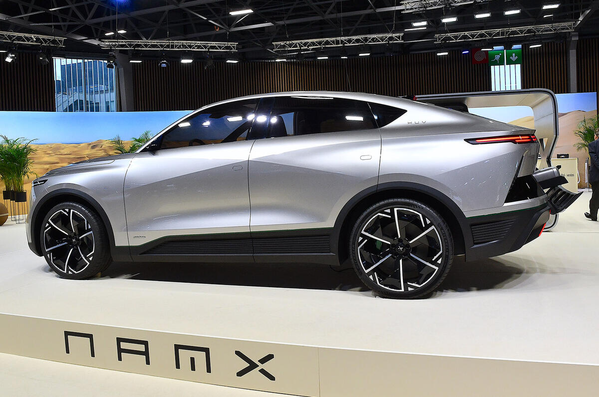 namx huv paris motor show 02  namx huv paris motor show 02