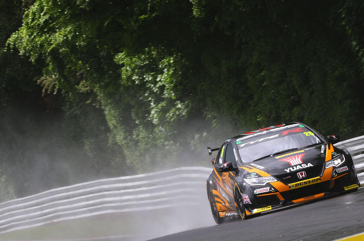 Rounds 10, 11, 12 of BTCC at Oulton Park