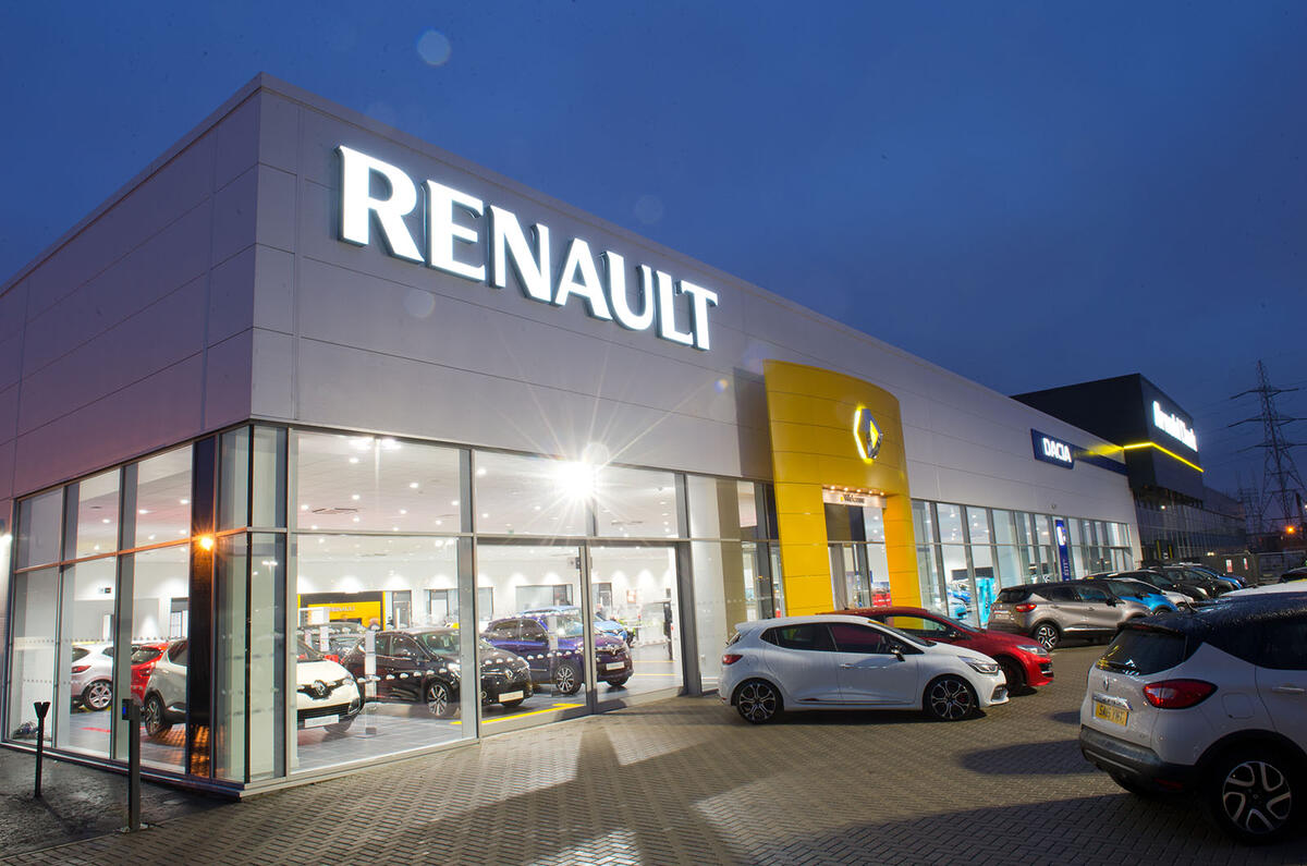 UK car registrations hit record levels in 2016