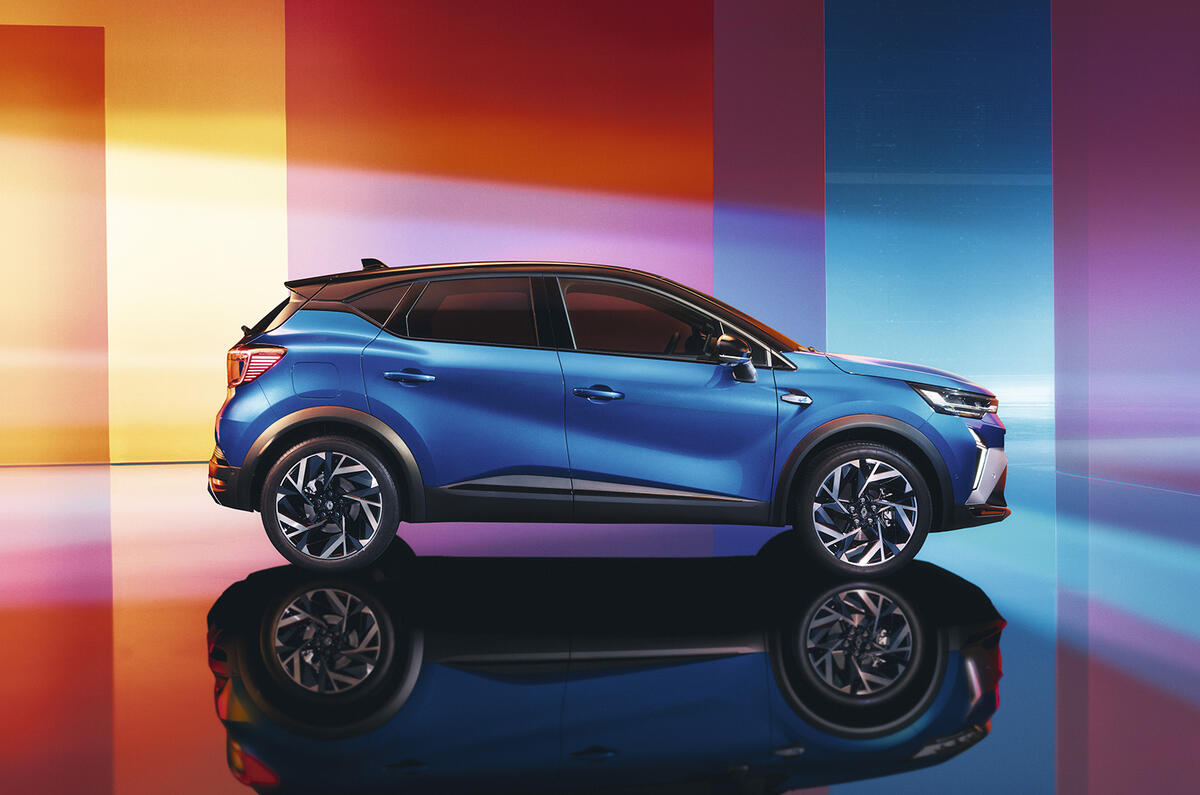 New Renault Captur side