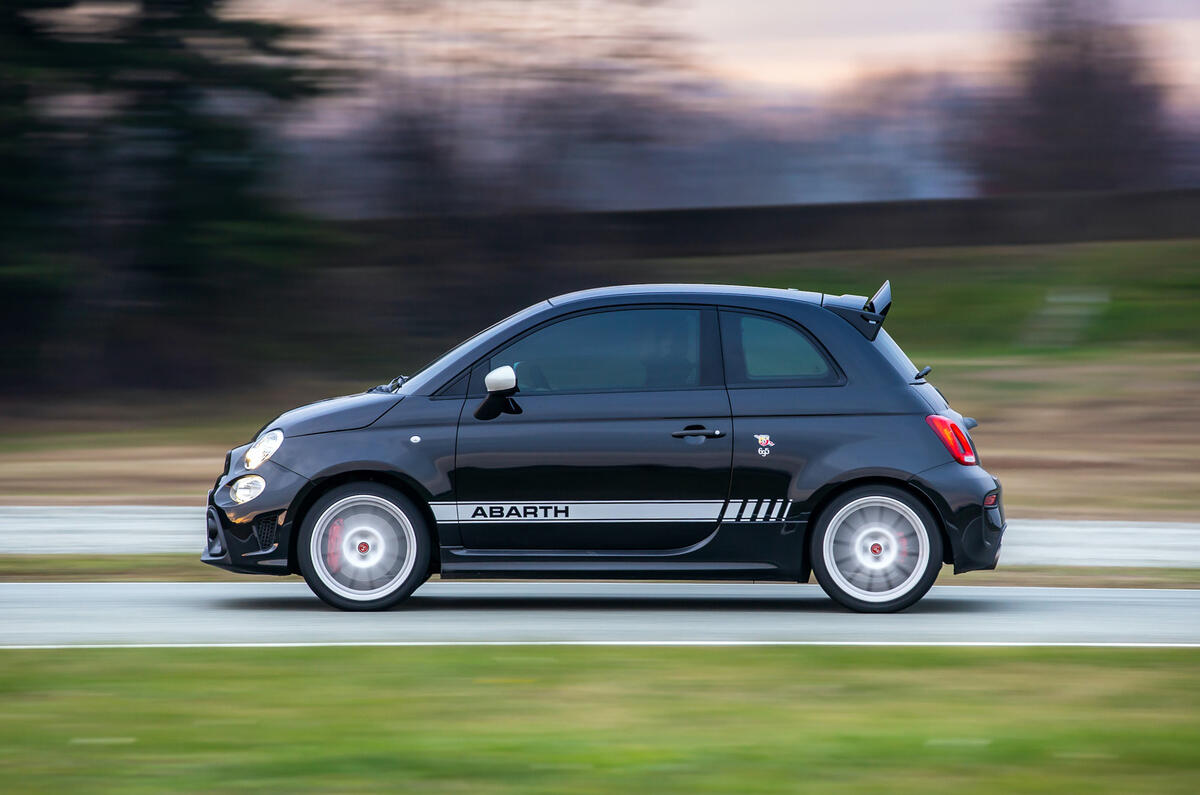 New Abarth 695 Esseeesse 97 New Abarth 695 Esseeesse 97