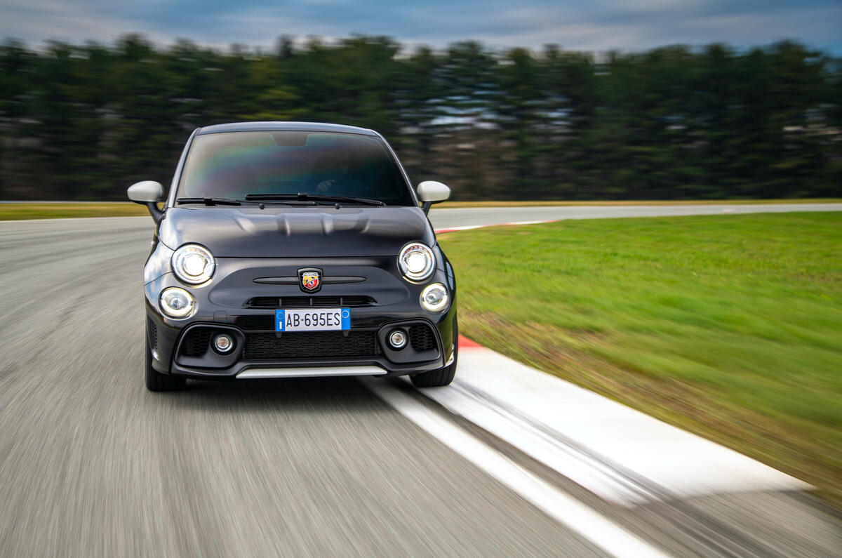New Abarth 695 Esseesse 96 New Abarth 695 Esseesse 96