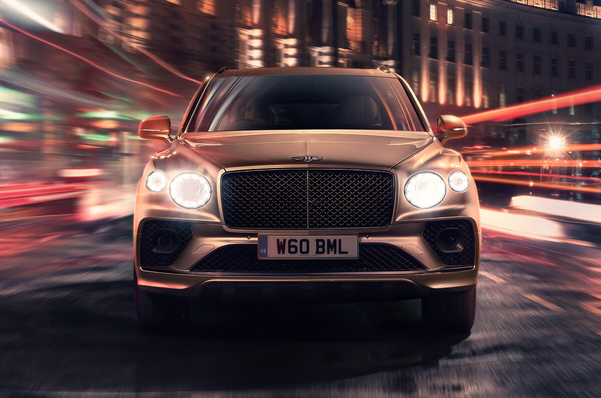 2021 Bentley Bentyaga Hybrid - front 2021 Bentley Bentyaga Hybrid - front