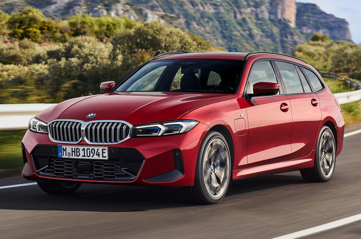 New BMW 3 Series Touring front three quarter New BMW 3 Series Touring front three quarter