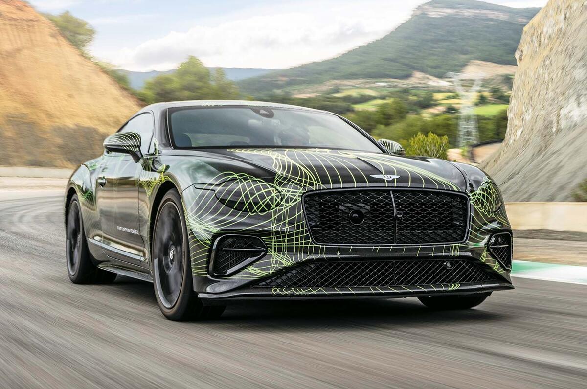 Bentley continental gt front three quarter