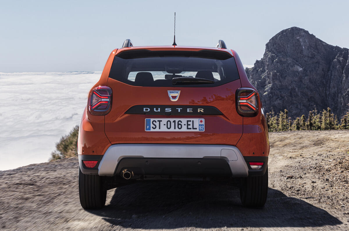 New Dacia Duster Exterior   Embargo 22.06.21 08h00 UK Time (1) New Dacia Duster Exterior   Embargo 22.06.21 08h00 UK Time (1)