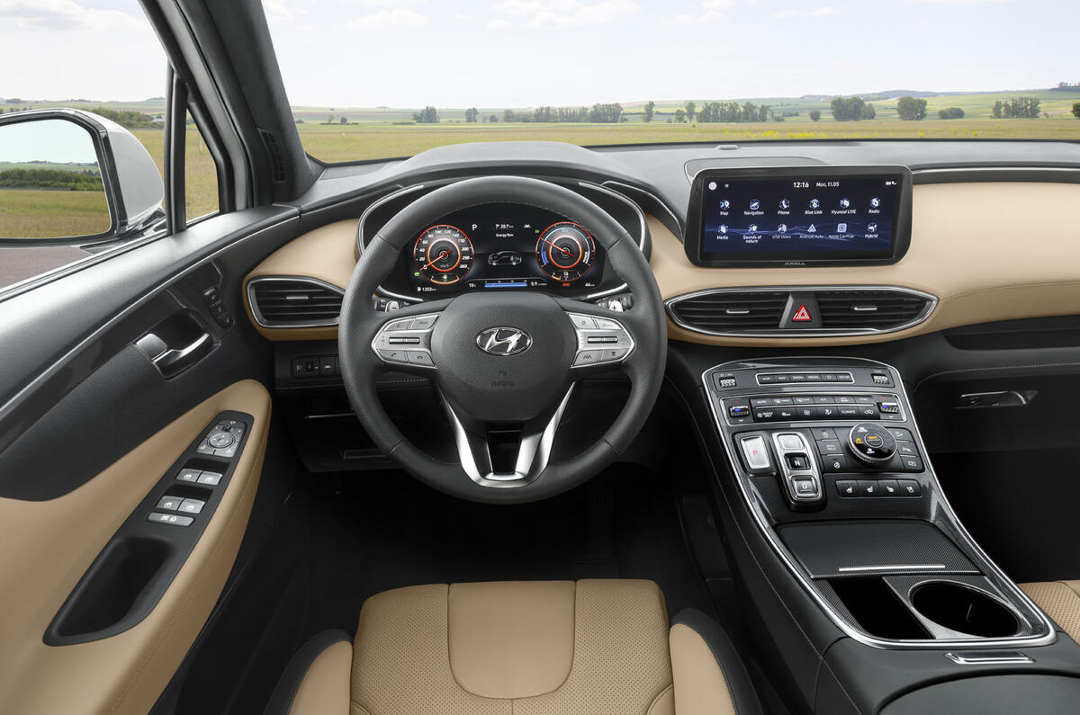 2020 Hyundai Santa Fe - interior
