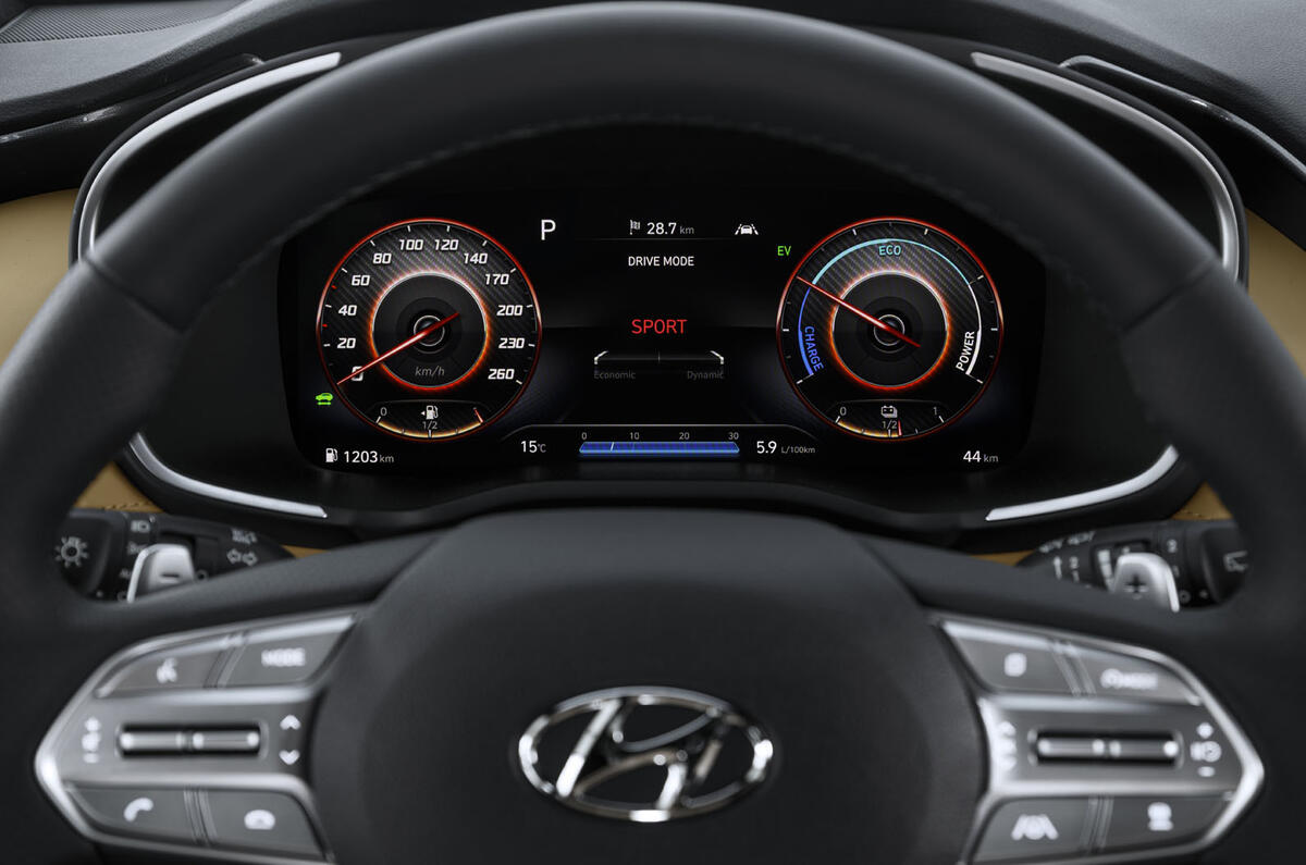 2020 Hyundai Santa Fe - steering wheel