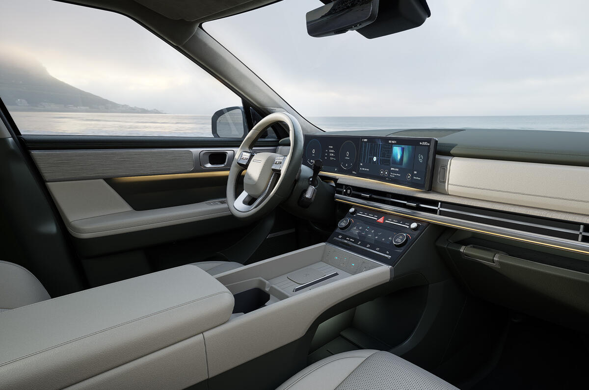 New Hyundai Santa Fe front interior New Hyundai Santa Fe front interior