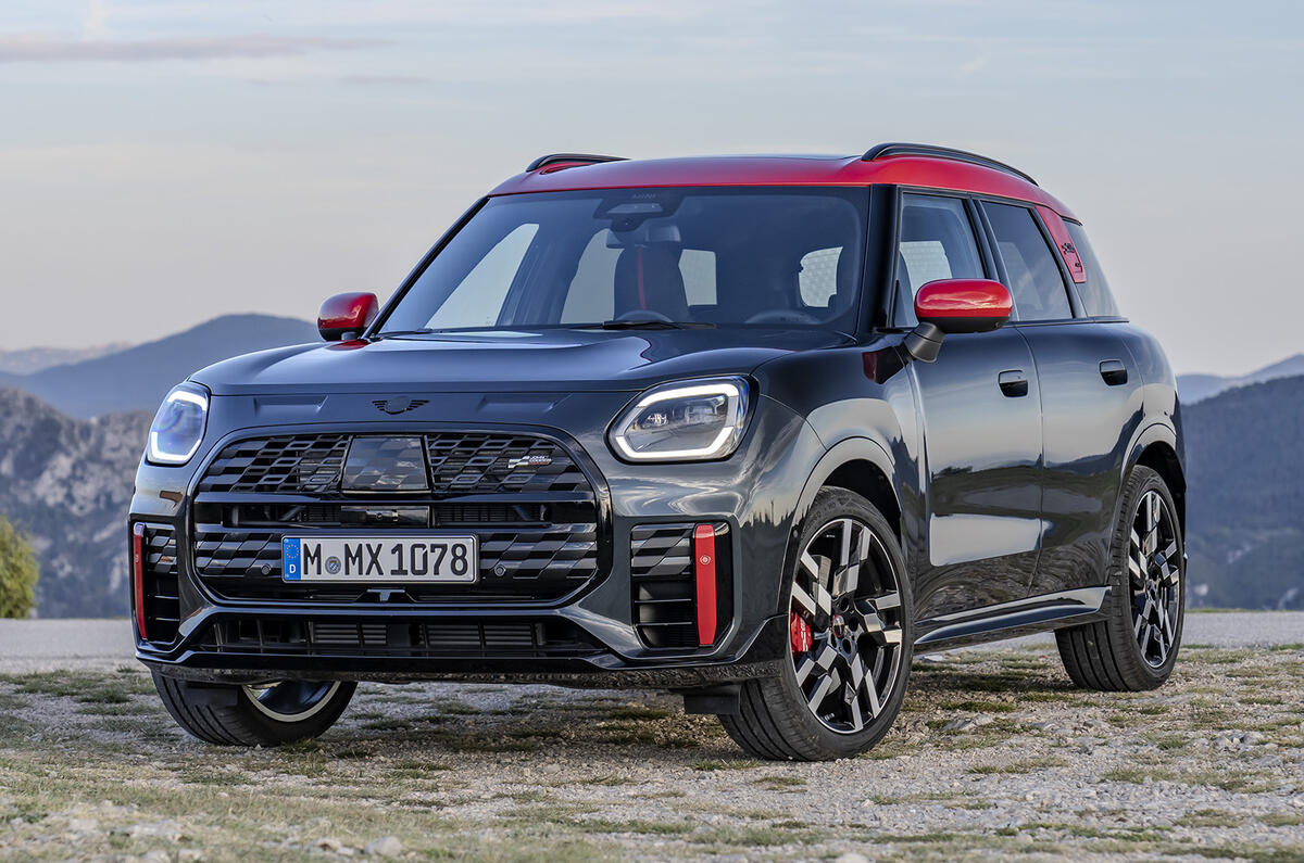 New Mini Countryman static countryside New Mini Countryman static countryside