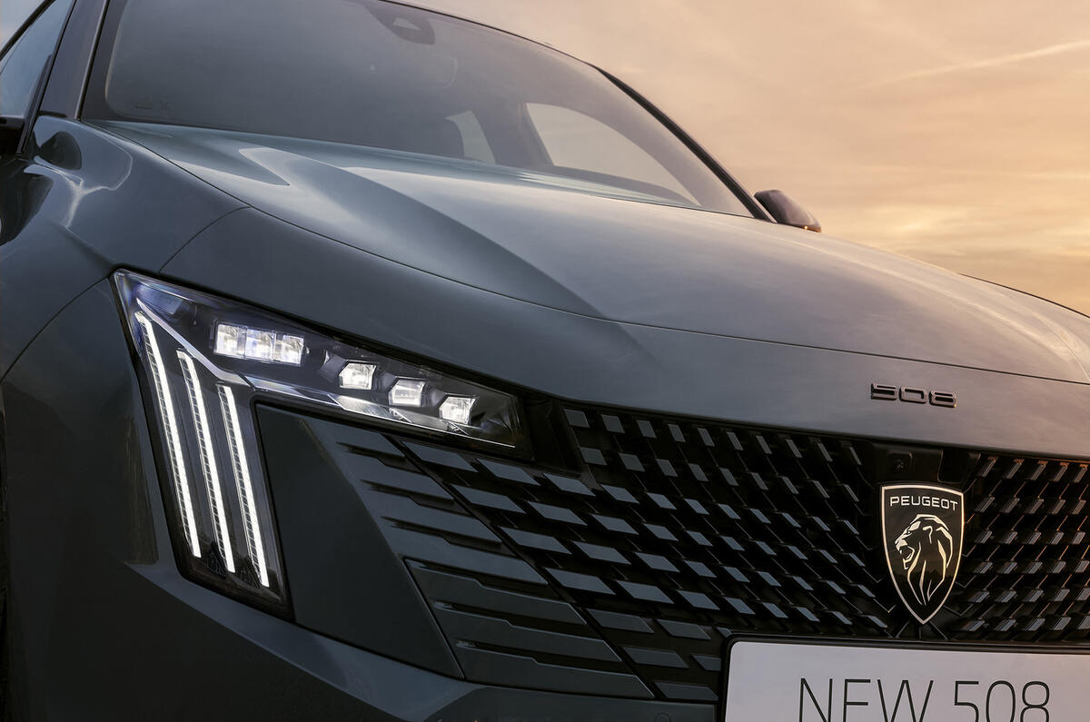 New Peugeot 508 headlight New Peugeot 508 headlight
