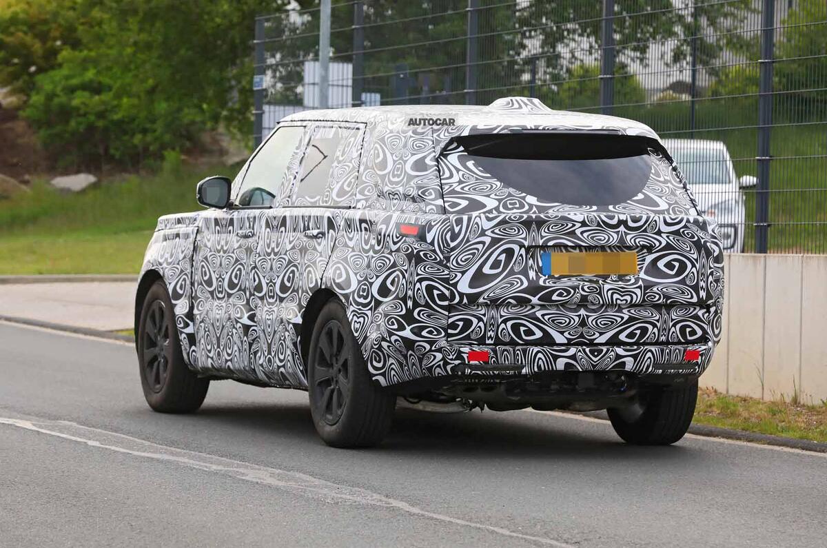 New Range Rover spyshot rear New Range Rover spyshot rear