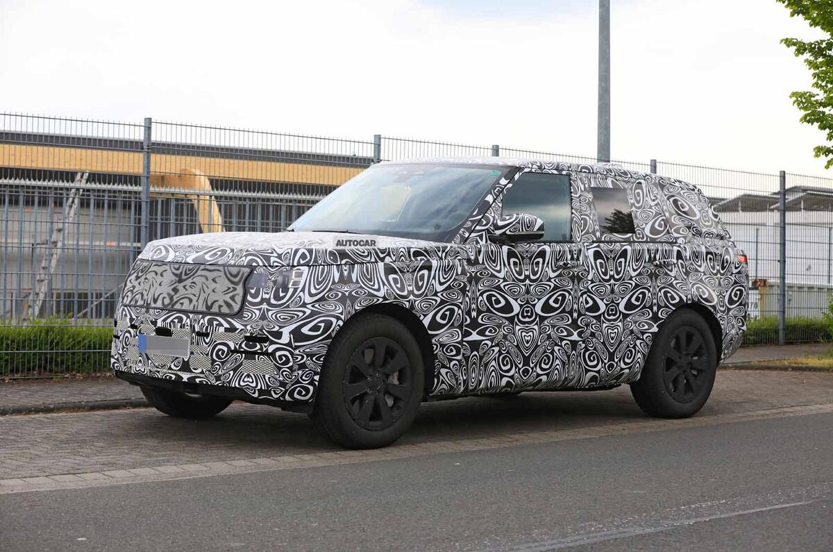New Range Rover spyshot front side 2 New Range Rover spyshot front side 2