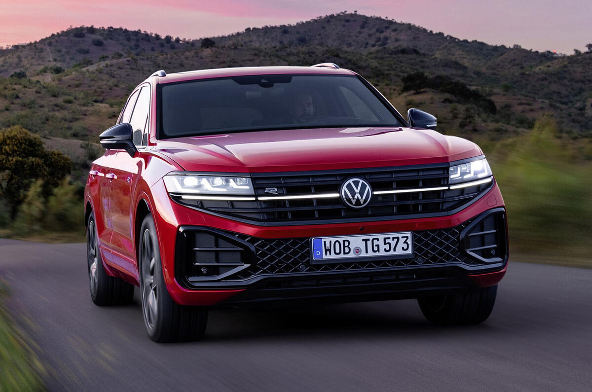 New Volkswagen Toaureg night time New Volkswagen Toaureg night time