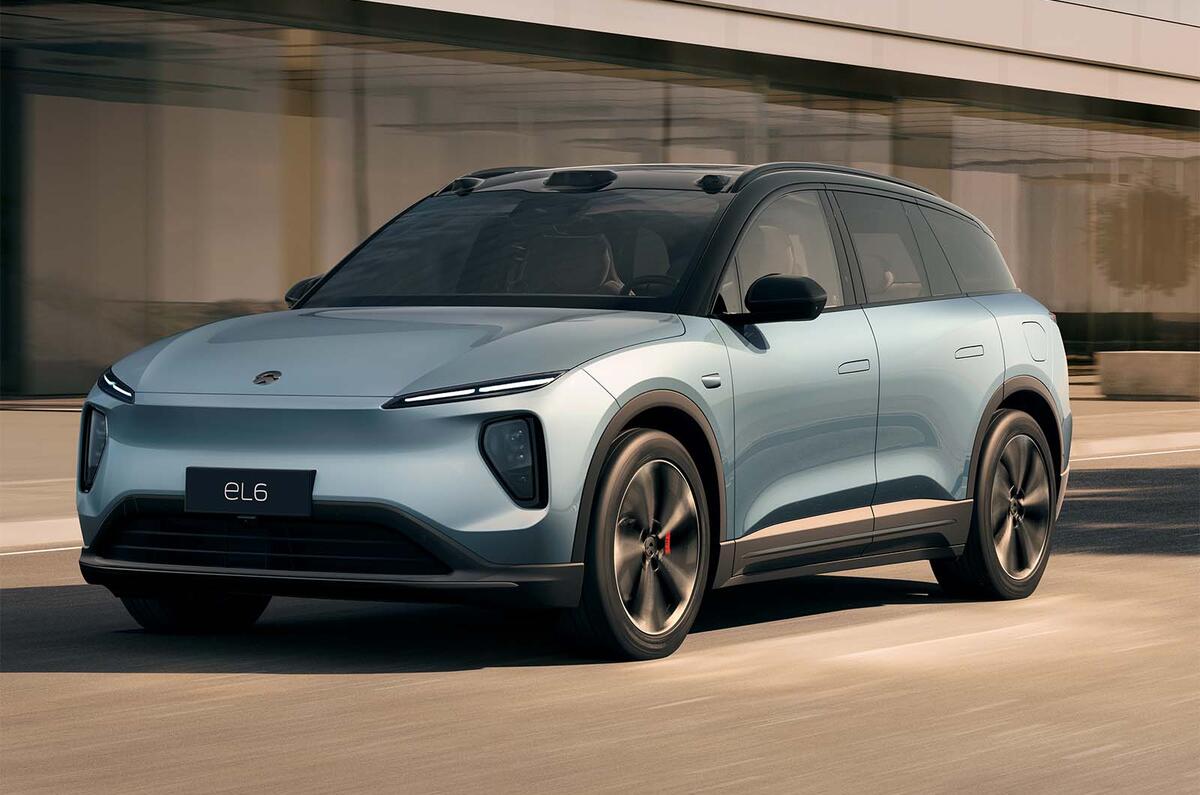 Nio EL6 front three quarter left