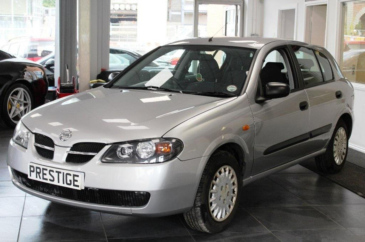 Nissan Almera