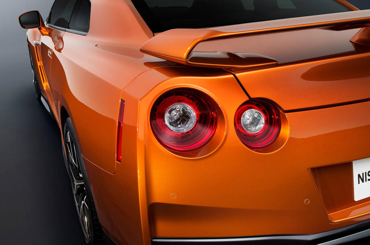 2017 Nissan GT-R
