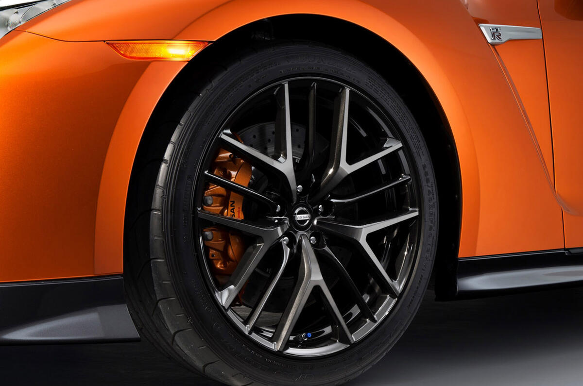 2017 Nissan GT-R